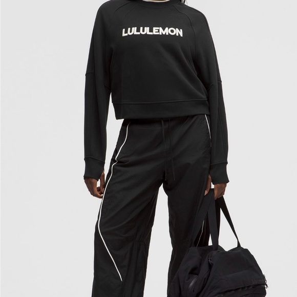 Lululemon Scuba Oversized Pullover - Wordmark - Picture 4 of 13